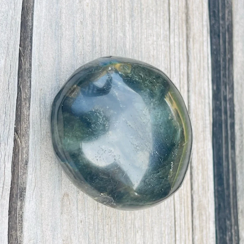 New Handmade Natural Labradorite Blue Green Crystal Oblong Carved Palm Stone